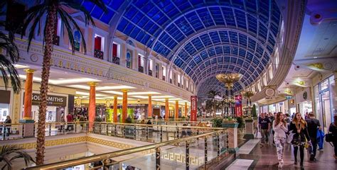 trafford centre stretford